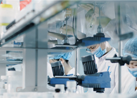Do cosmetics OEM factories accept small batch orders? What is the minimum order quantity for cosmetic